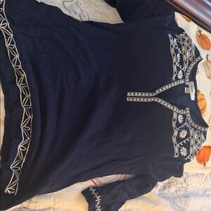 dressbarn Midnight Blue Tunic with Ivory Detailing